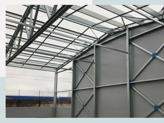 Каркасные ангары от СтальСтрой-Рзн по цене от 616 руб.