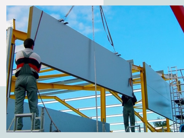 Монтаж сэндвич-панелей в Рязани от 616 руб.